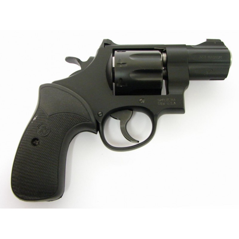 Smith And Wesson 327 Ng 357 Magnum Caliber Revolver 8 Shot Nightguard Model In Excellent