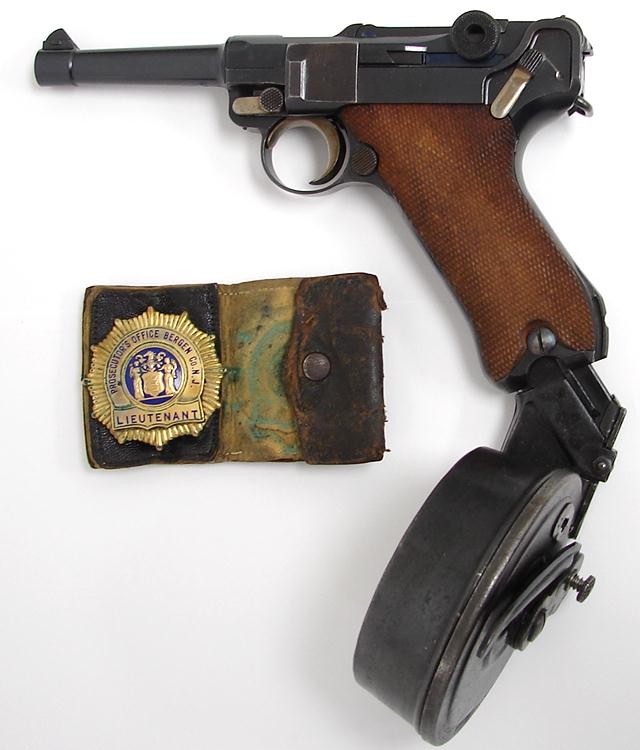 DWM 1920 Luger Carbine .30 Luger caliber pistol. (PR8854)