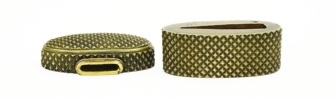 Fuchi Kashira Well Cut Large Nanako