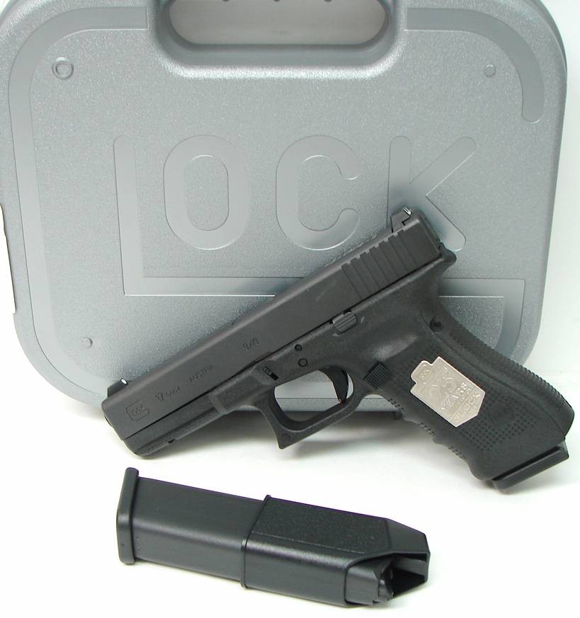 Glock 17 Generation 4 9mm caliber pistol. (PR17352)