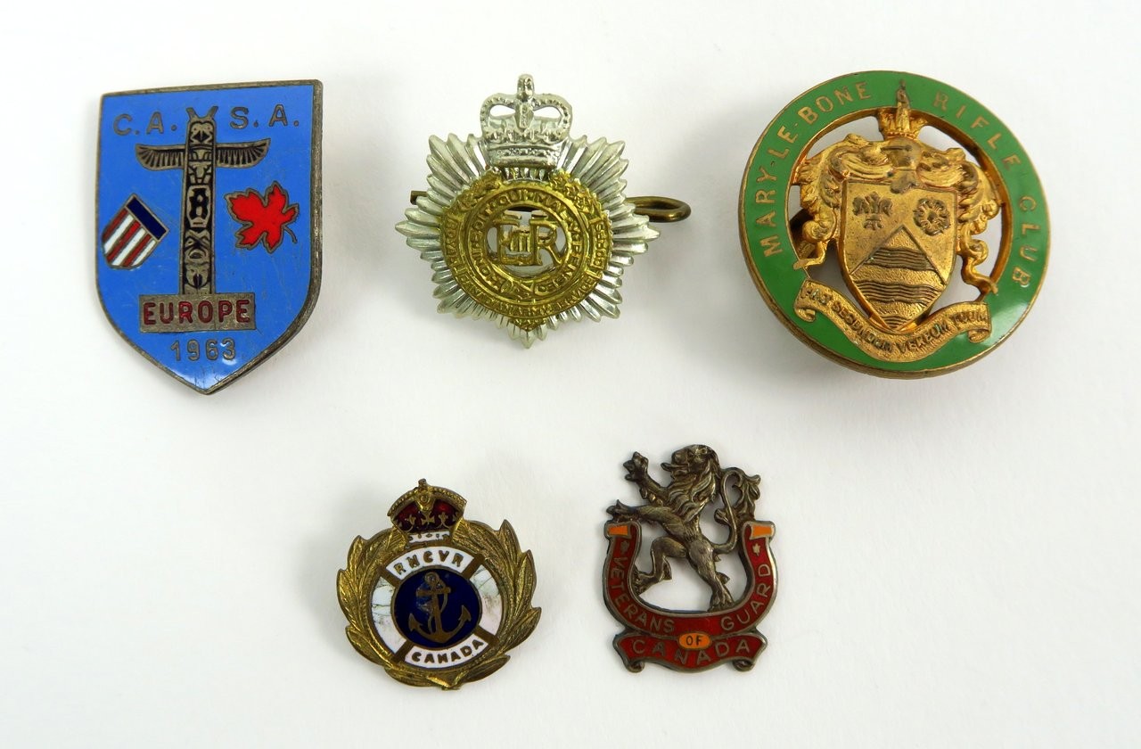 Lot of Five Miscellaneous Pins (MM1040)