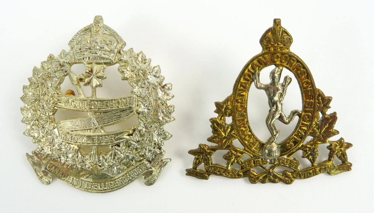 Two Canadian Cap Badges (MM1038)