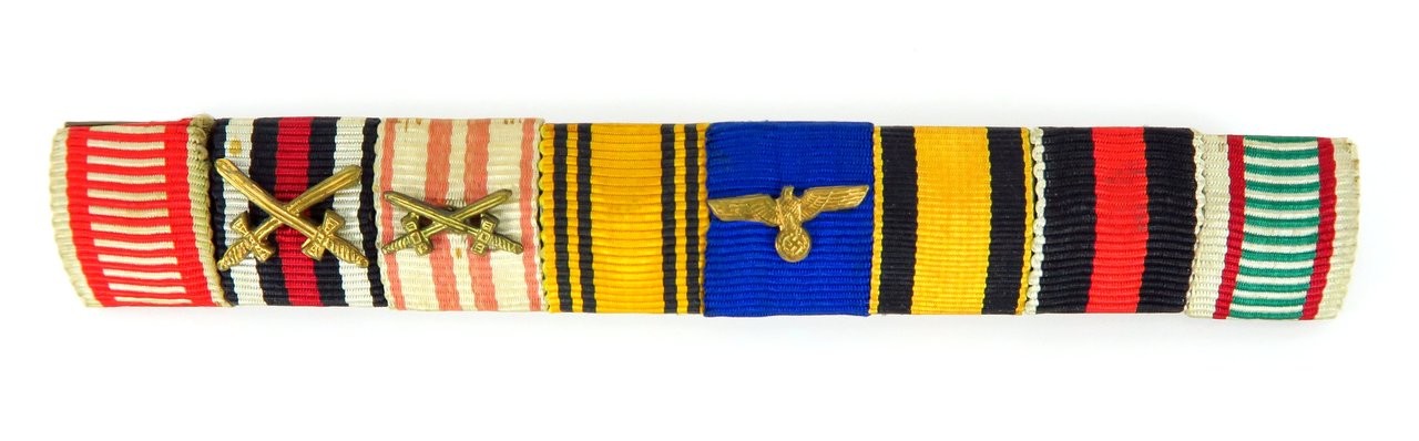 WWI / WWII 8 Place Ribbon Bar (MM954)