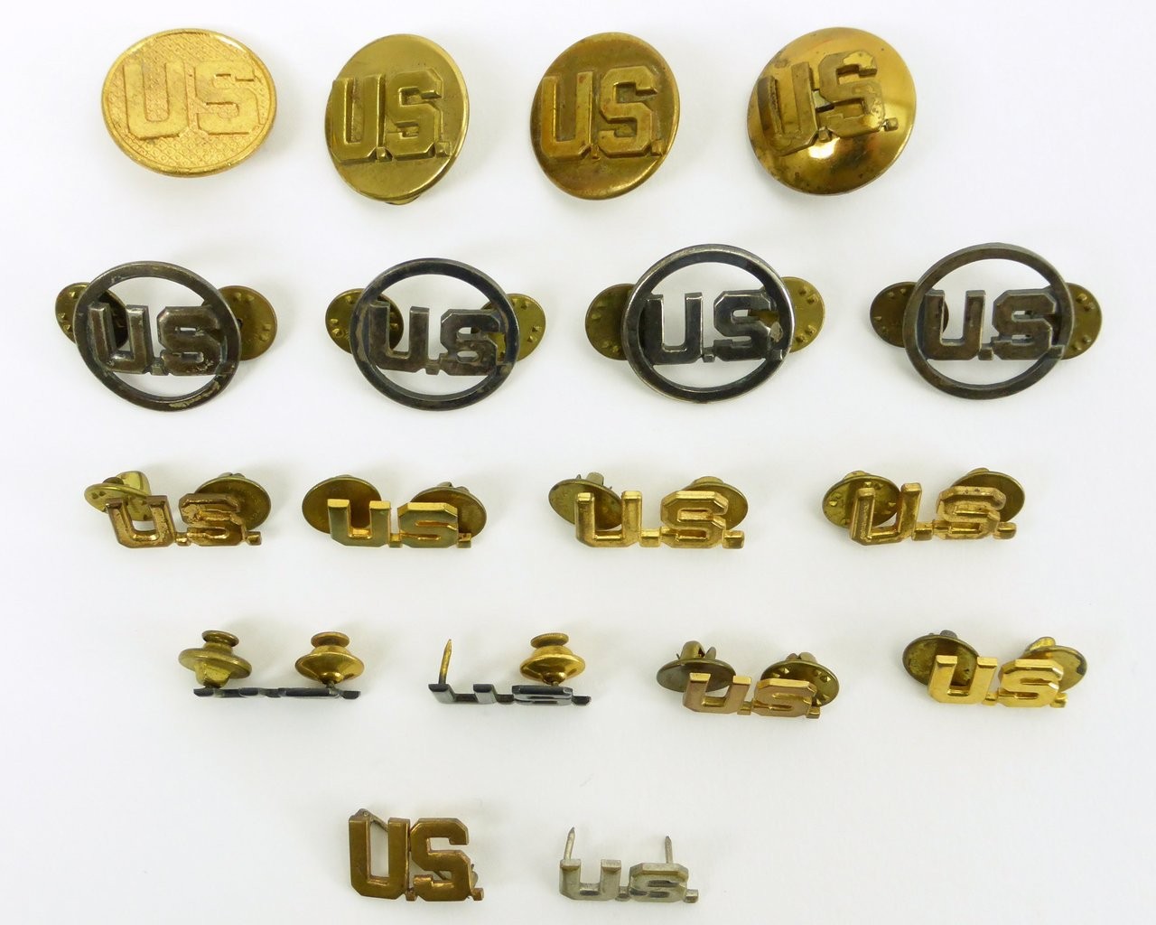 U.S. Military vintage collar devices (MM838)
