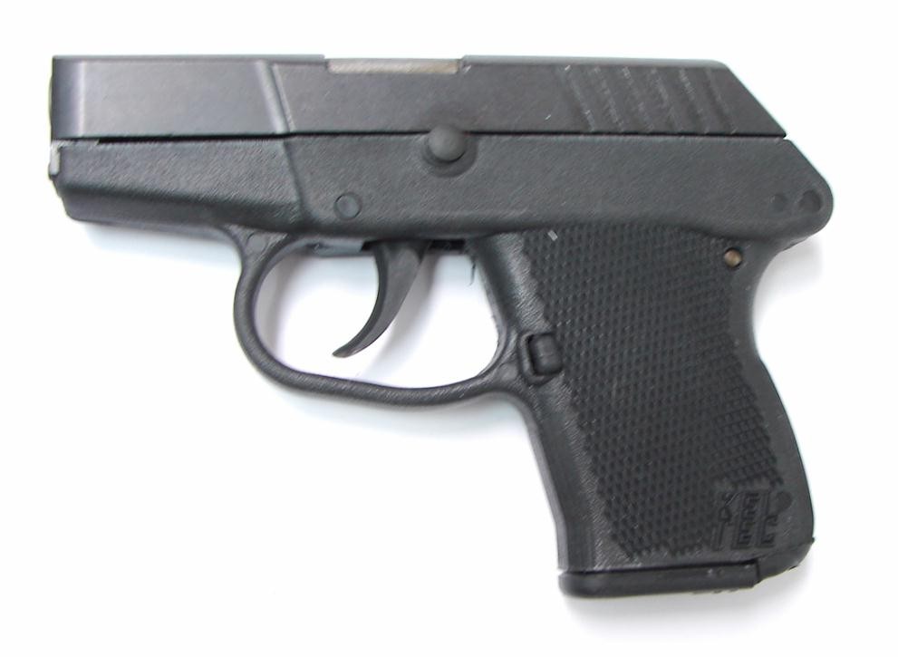 Kel-Tec P-3AT .380 ACP "All Black"  (iPR19490)