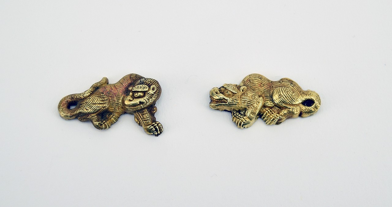 Kinko Menuki gold