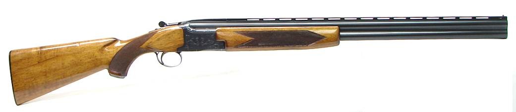 Winchester 101 12 gauge shotgun. Over/under field gun with 26