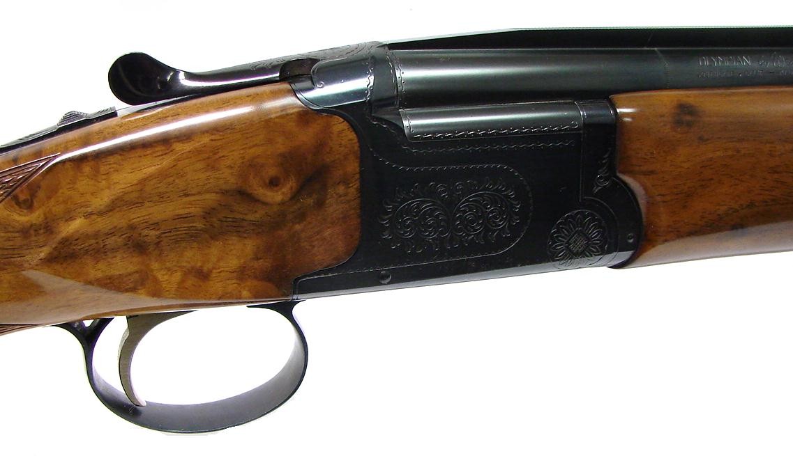Weatherby Olympian 20 gauge shotgun. Over/under field gun with 26