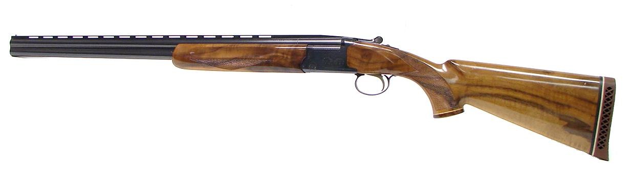 Weatherby Olympian 20 gauge shotgun. Over/under field gun with 26