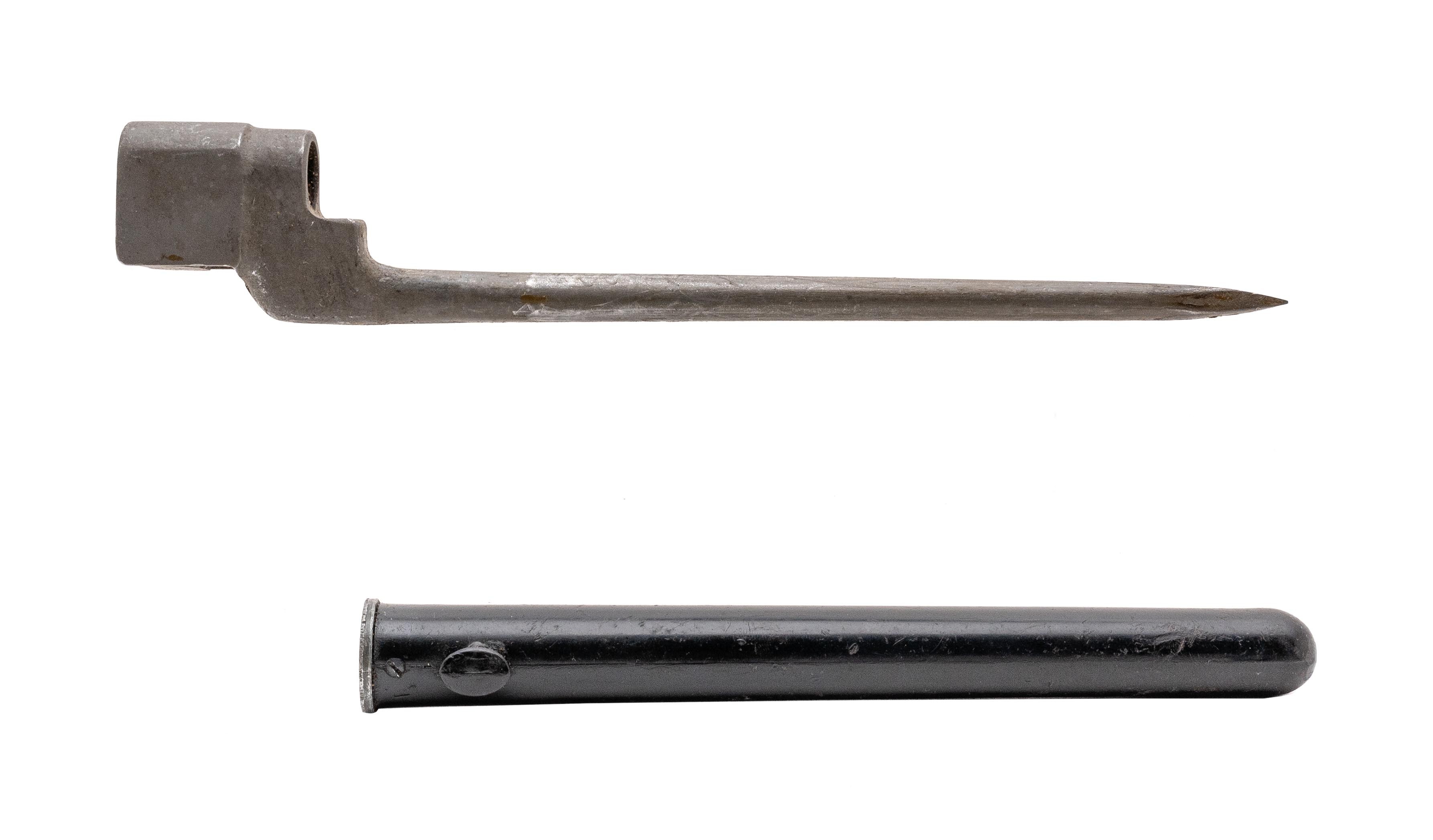 British No.4 MkII Bayonet & MKIII Scabbard (MEW3551)