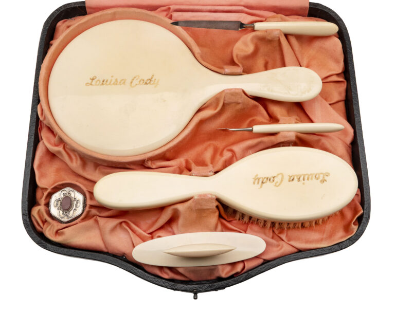Buffalo Bill Cody Personal Presentation Vanity Set – Christmas 1906