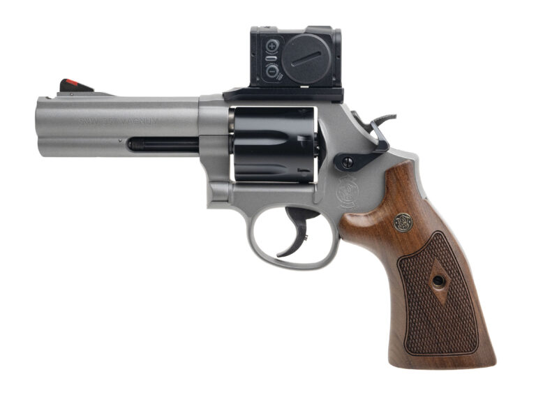 Smith & Wesson 686 Plus Spec Series R Revolver .357 MAG.