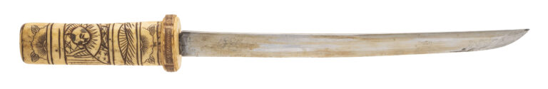 Daisho Set of Souvenir Tantos with Carved Bone Saya