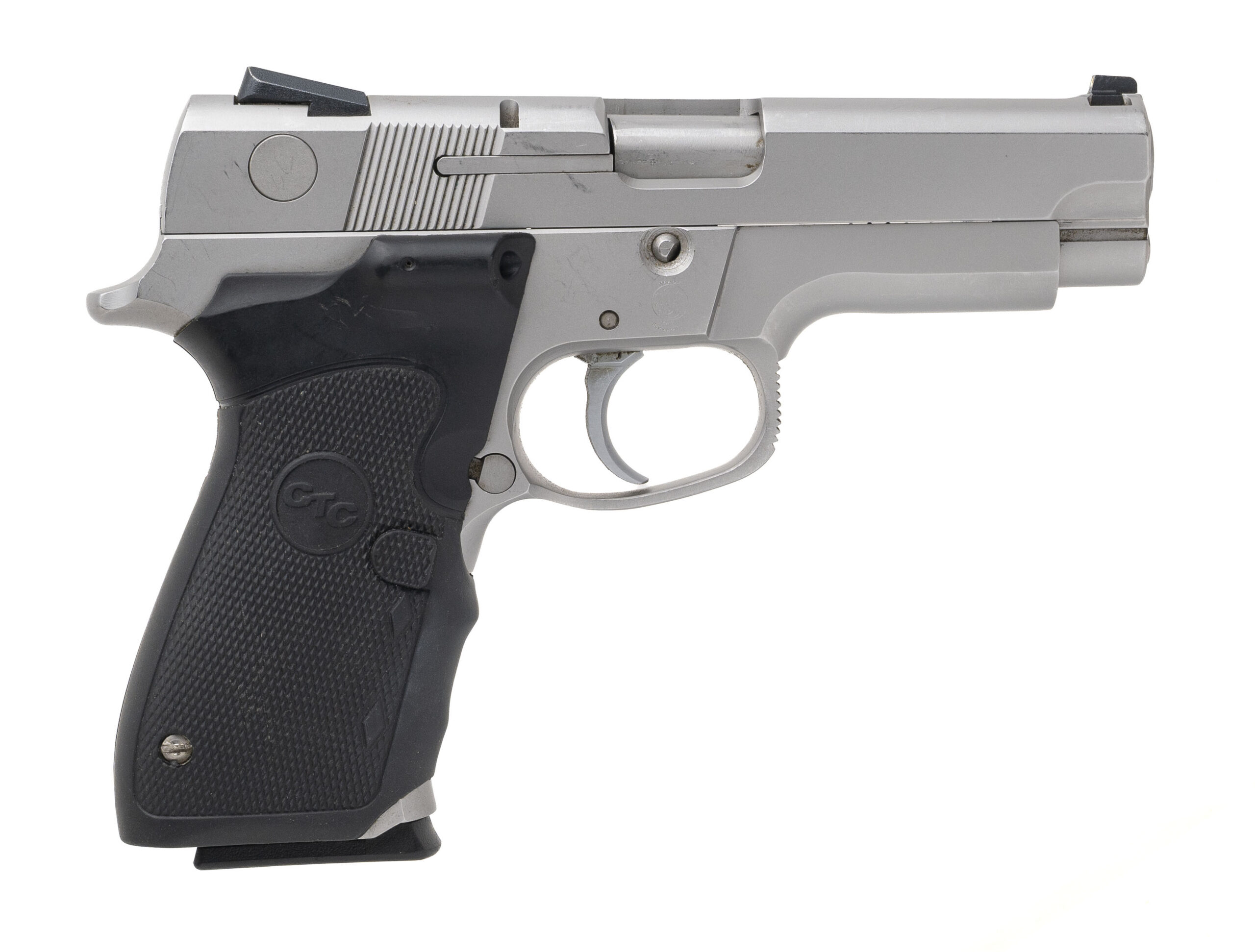 SMITH & WESSON 4046 PISTOL .40 S&W (L2026-09331)